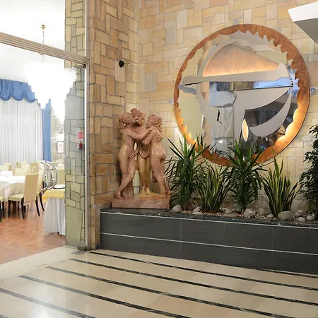 호텔 Ambasciatori Palace 4*